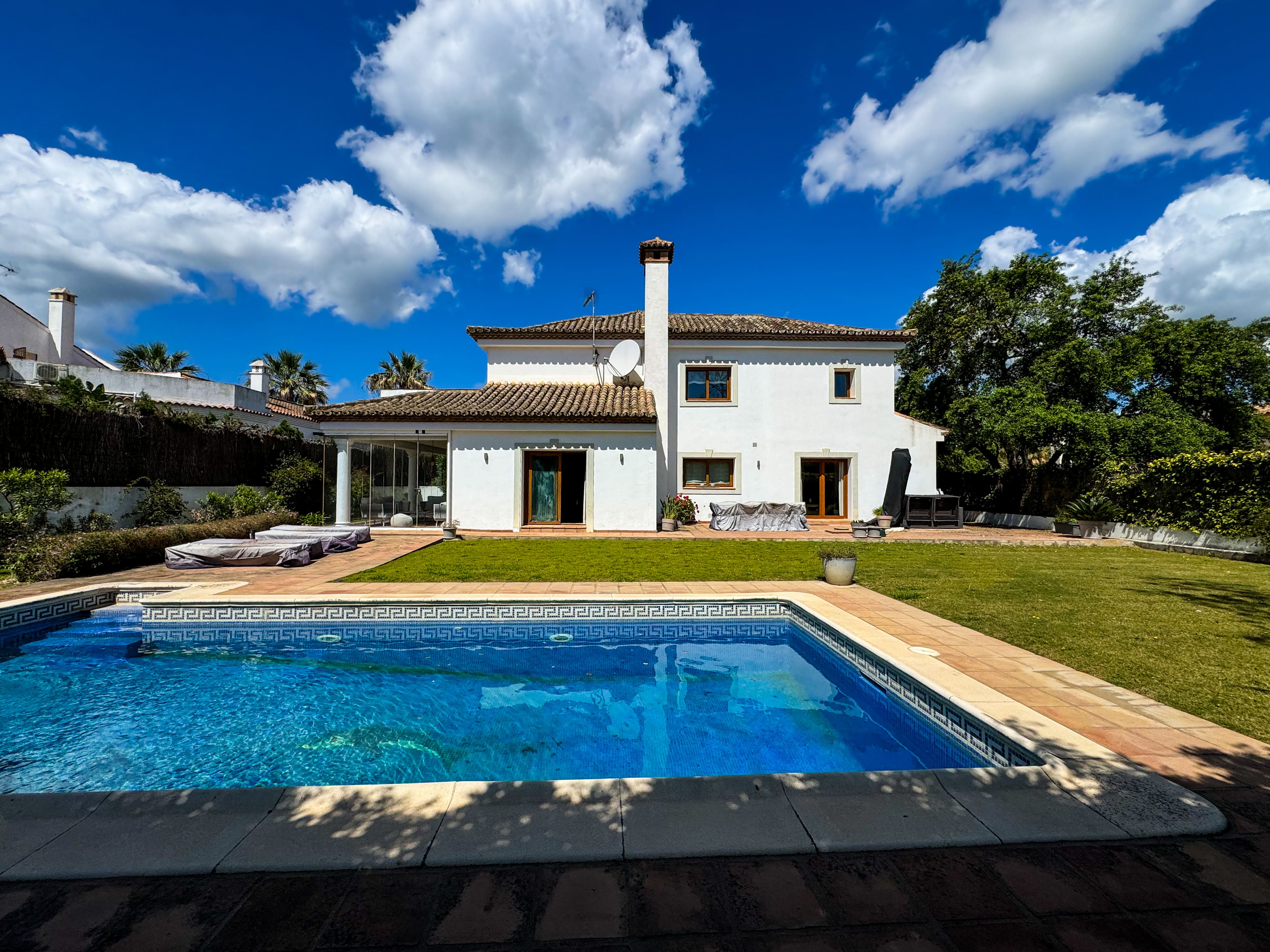 Charming Villa for sale in Sotogrande Costa